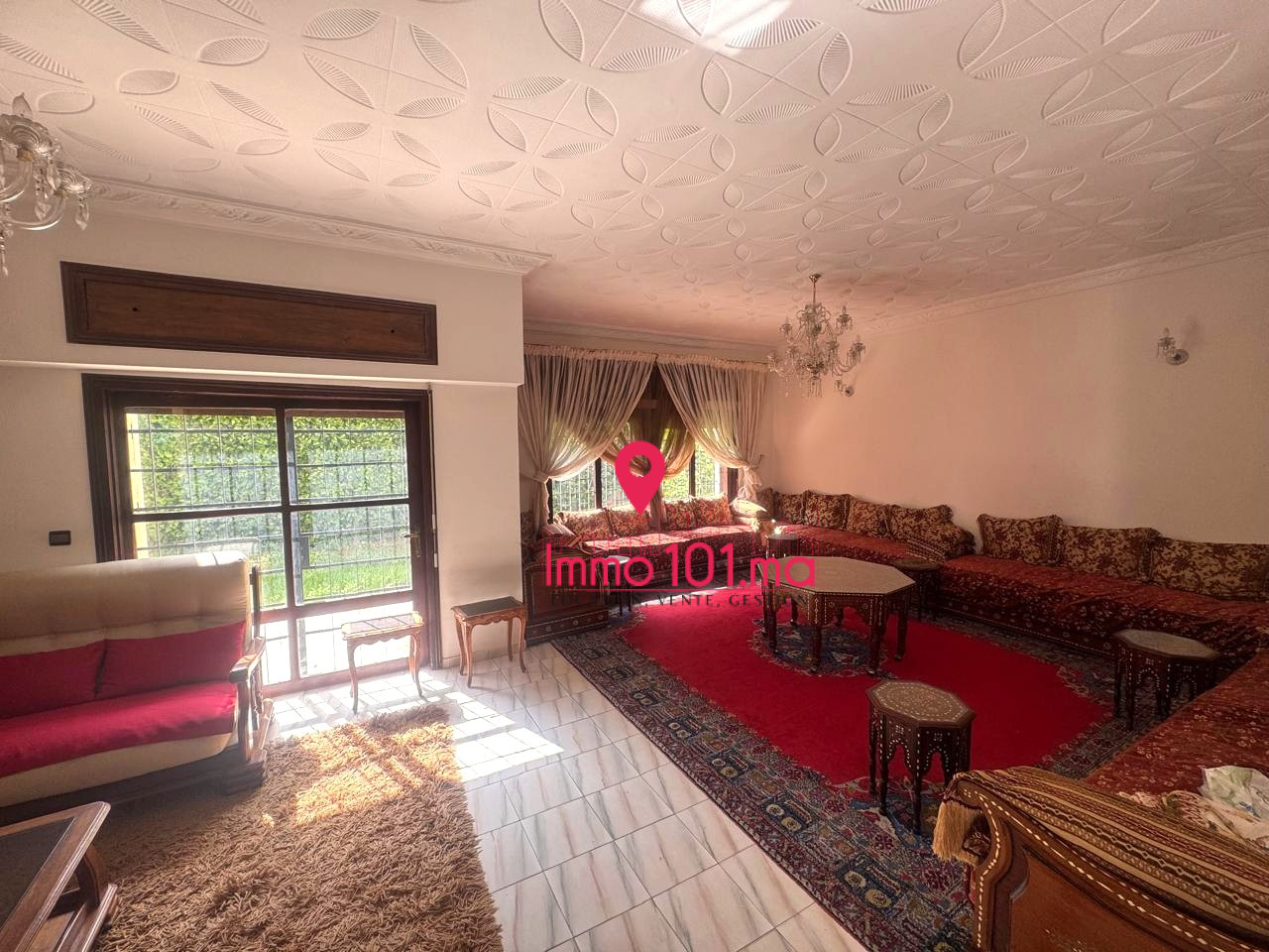 Villa à rénover à vendre à Hay Riad ZLV2279